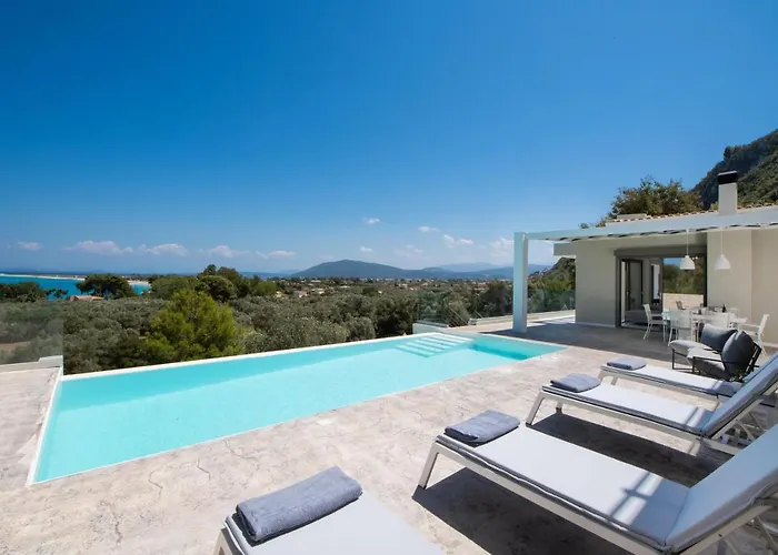 Anthos - Fresh Modern Villa, Pool, Close To The Villa *