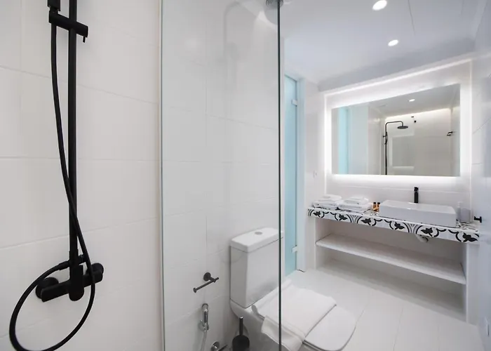 Anthos - Fresh Modern Villa, Pool, Close To The Villa